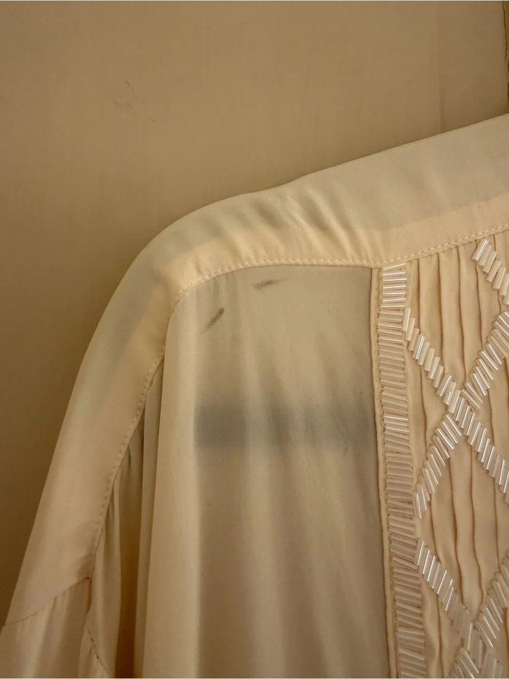 Carmen Marc Valvo Cream Silk-Look Collared Blouse - Picture 6 of 6